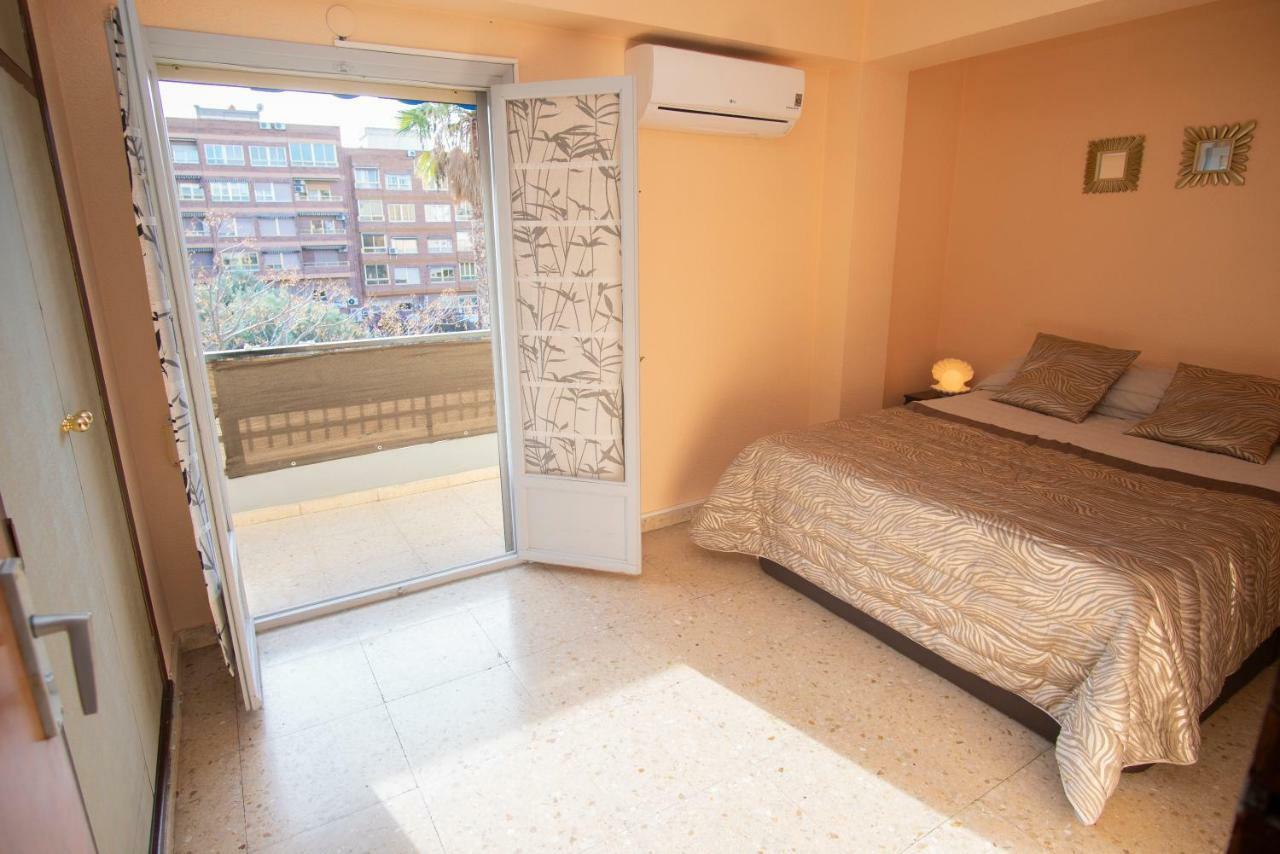 Apartamento Comodo A 10 Min Del Centro 알리칸테 외부 사진